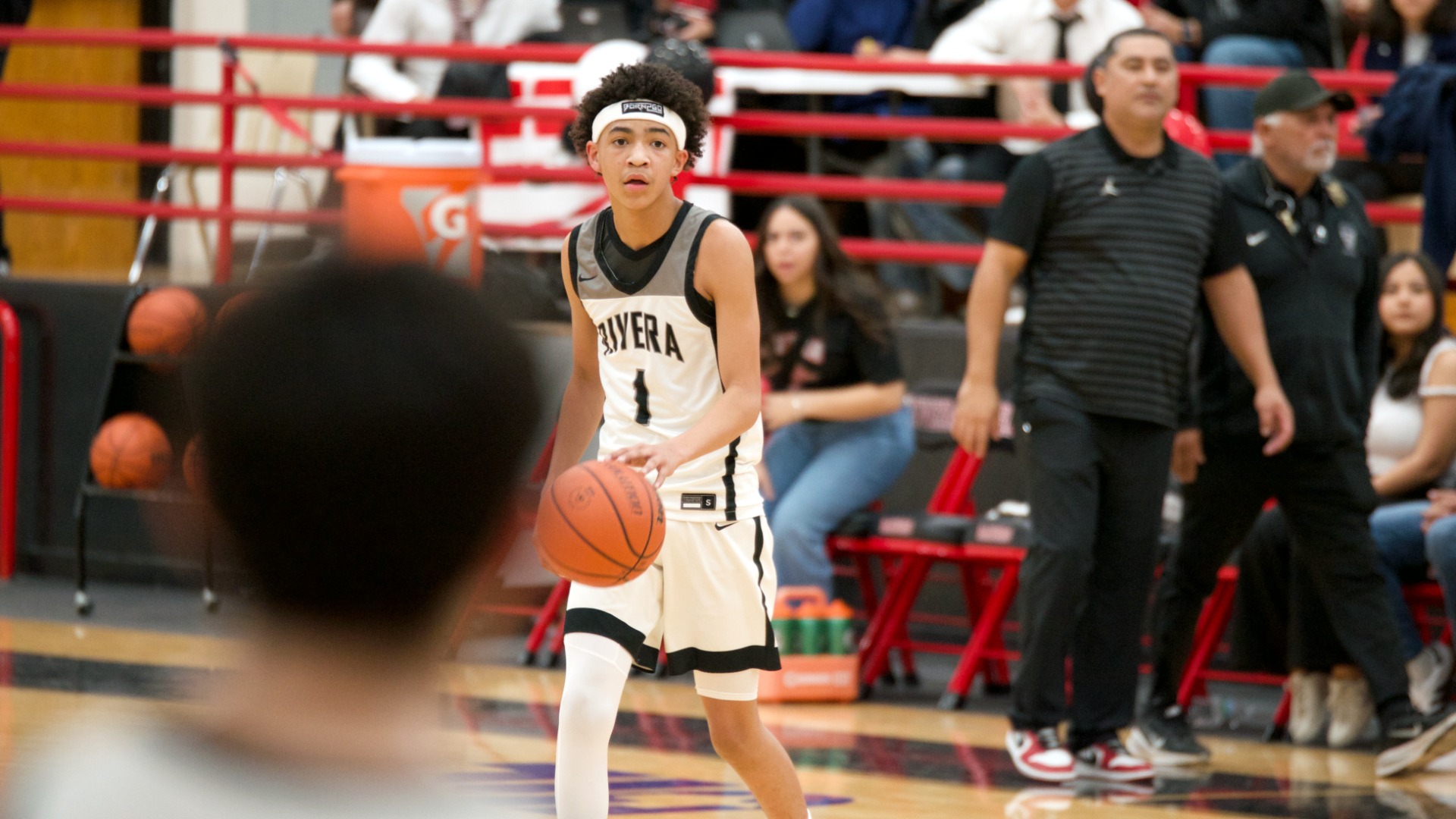 Eclipses 1,000 point mark in career