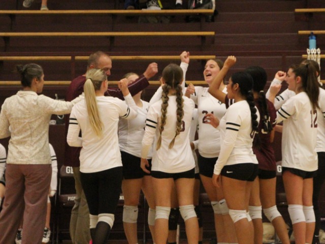 Girls Varsity Volleyball Gallery Images