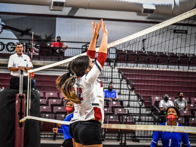 Varsity Volleyball vs. Parkview - Senior Night 9.15.2020 (Photos by Kayleigh Smith)