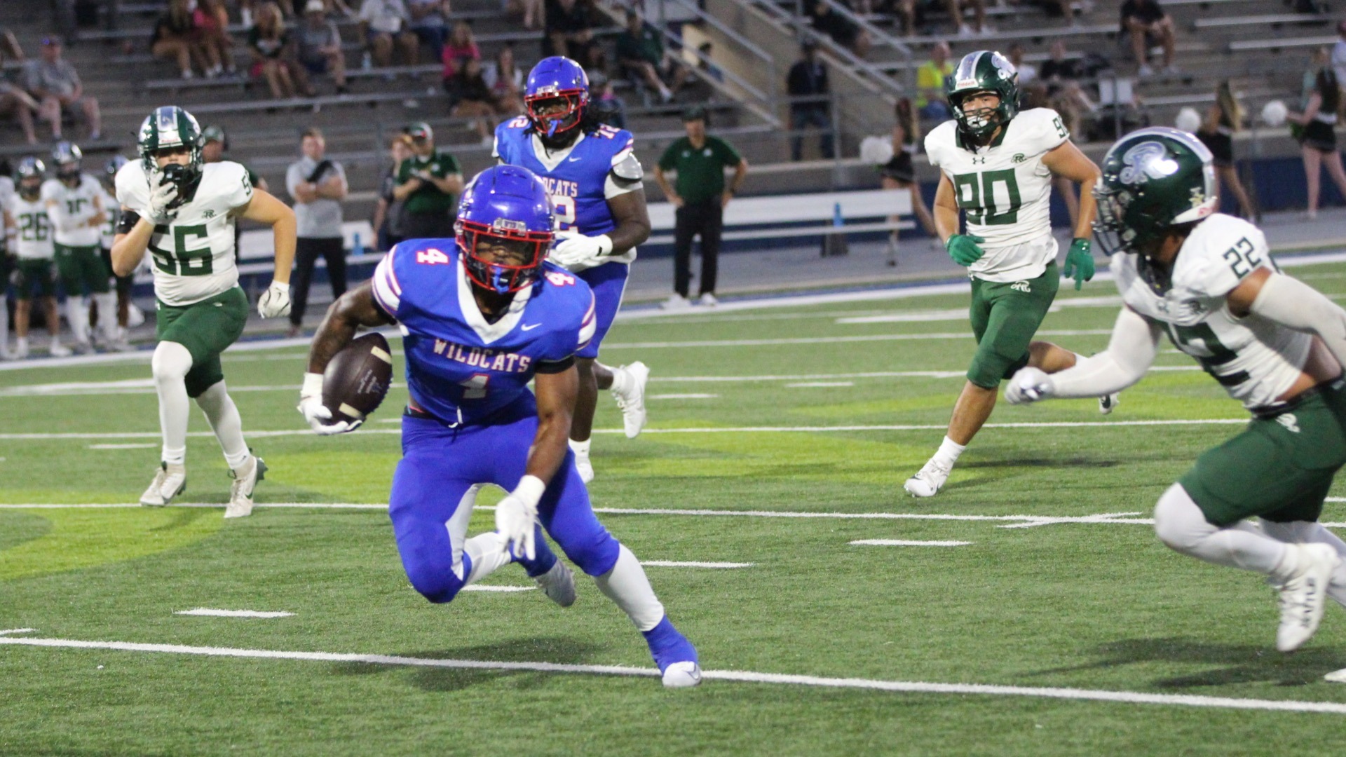 Slide 0 - Temple fights off San Antonio Reagan for 40-33 victory, 3-0 record
