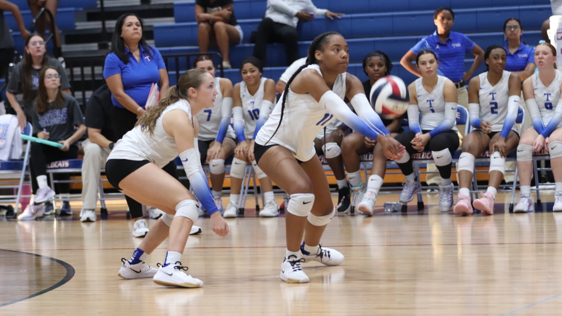 Slide 5 - Temple charges to 25-9, 25-13, 25-13 victory over Waco