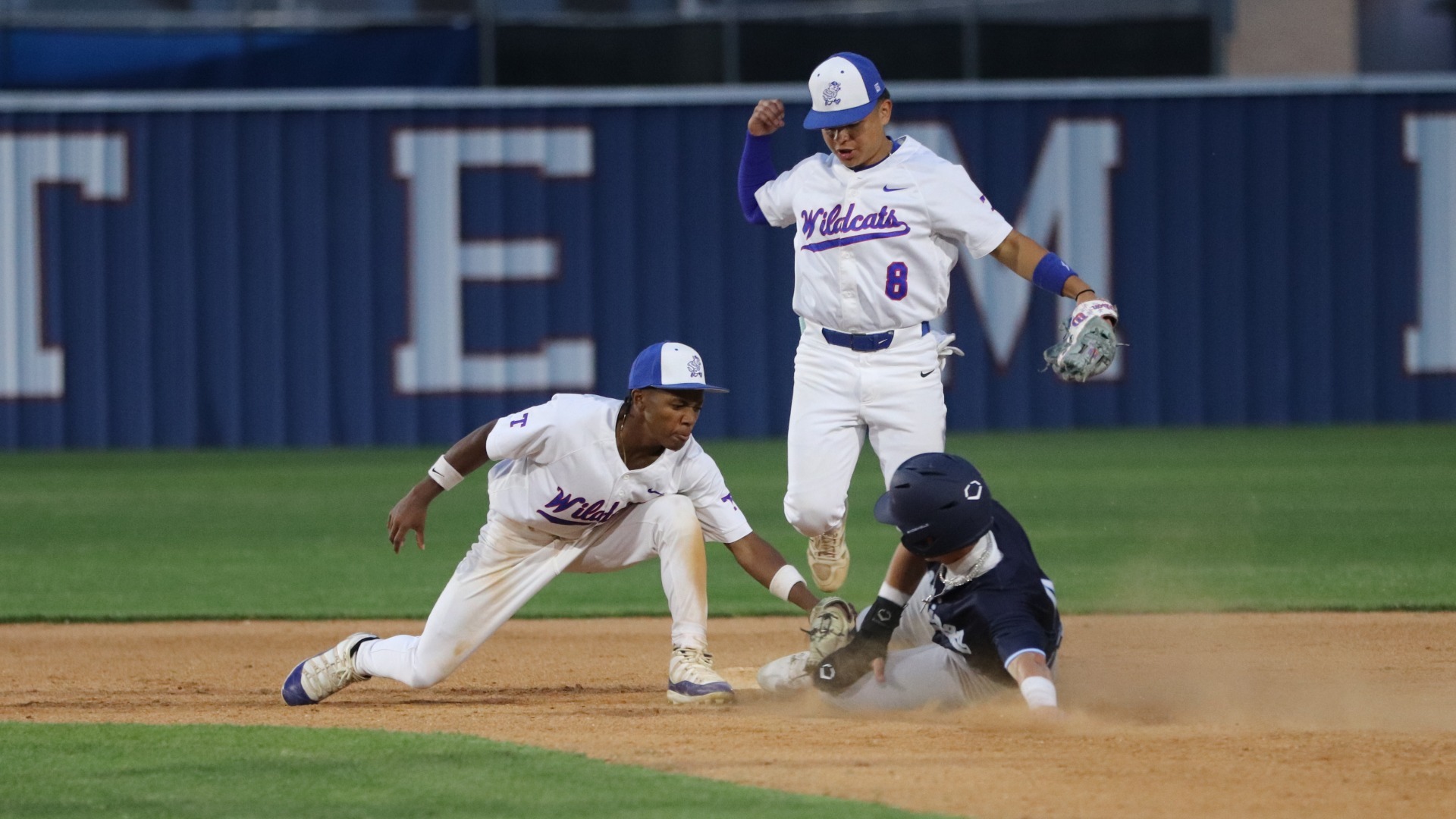 Slide 0 - Temple boosts postseason hopes with 6-1 victory over Bryan