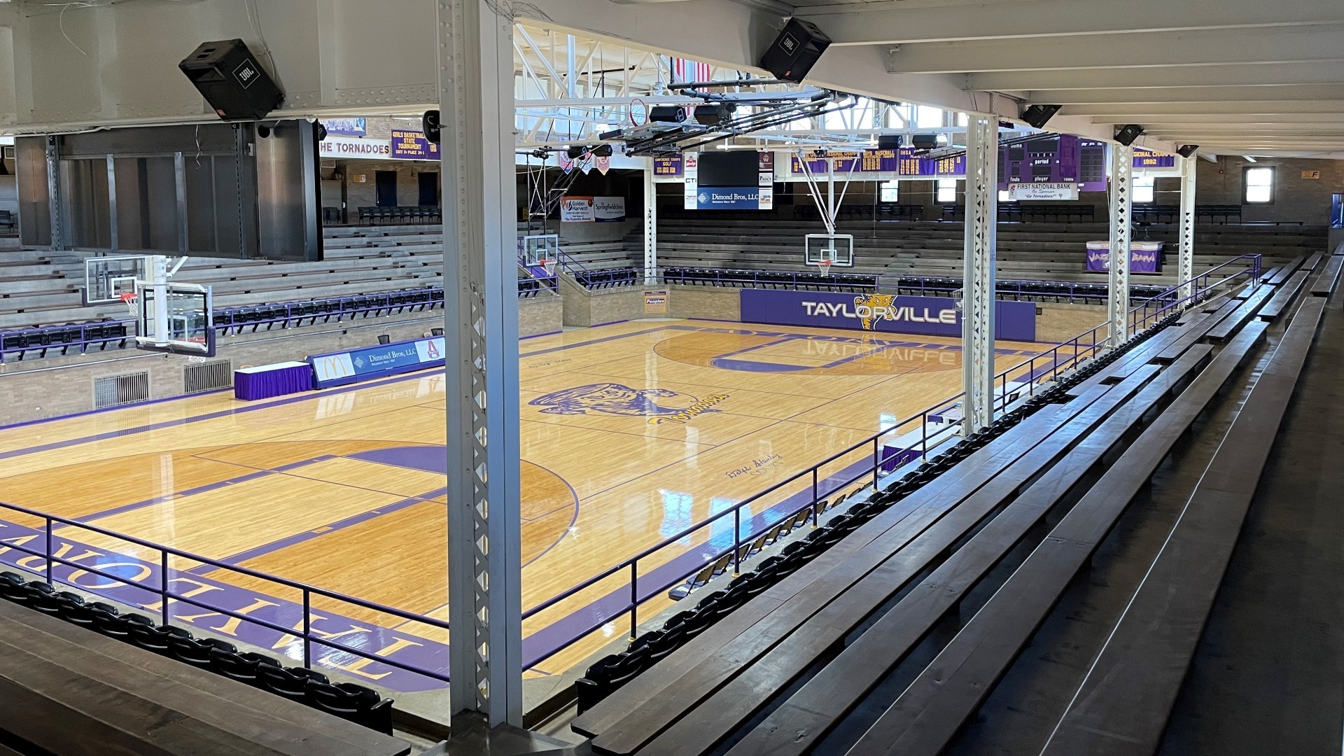 Taylorville High School Taylorville IL Athletics Taylorville High School Taylorville IL Athletics