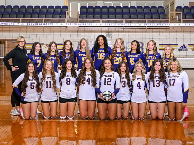 Girls Varsity Volleyball Gallery Images