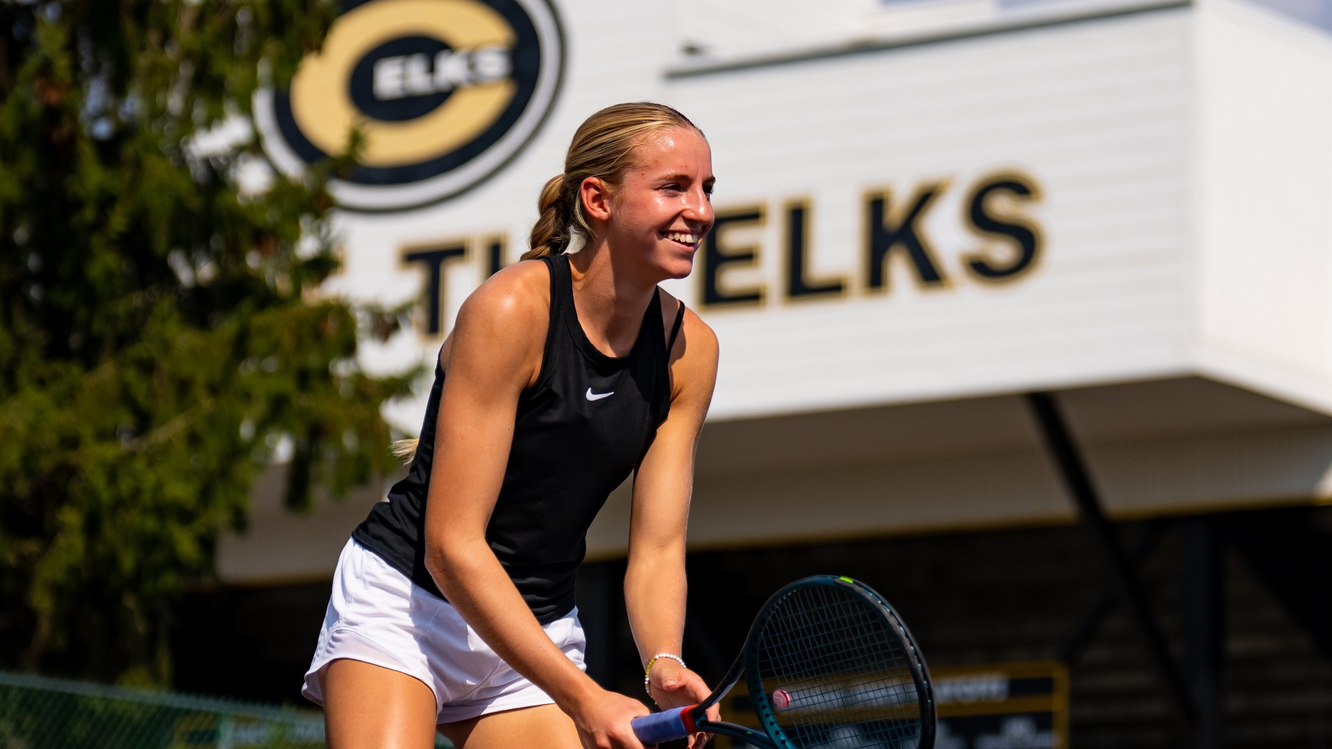 Slide 6 - Lady Elks Capture GWOC Title, Advance Several to District Tournament!