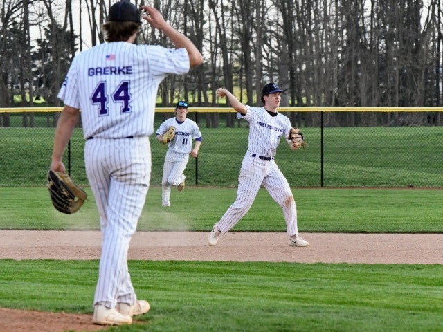 Boys Varsity Baseball gallery