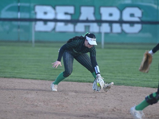 vs Edison (Erin Caldwell--Sandusky Register)