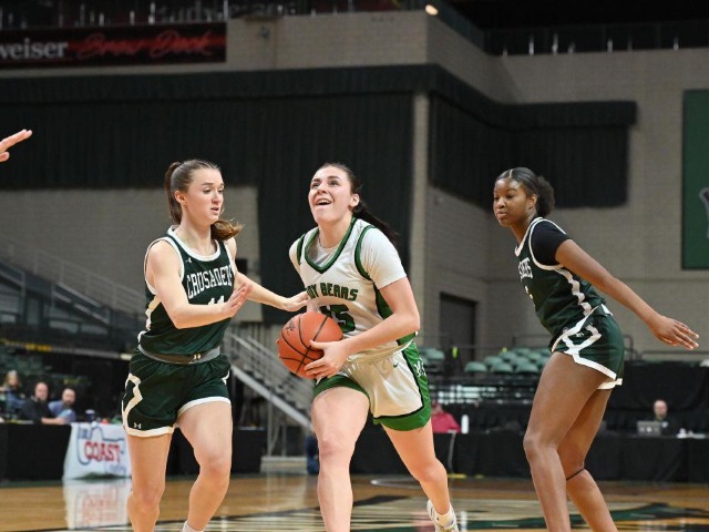 vs Canton Central Catholic (Erin Caldwell Sandusky Register) 