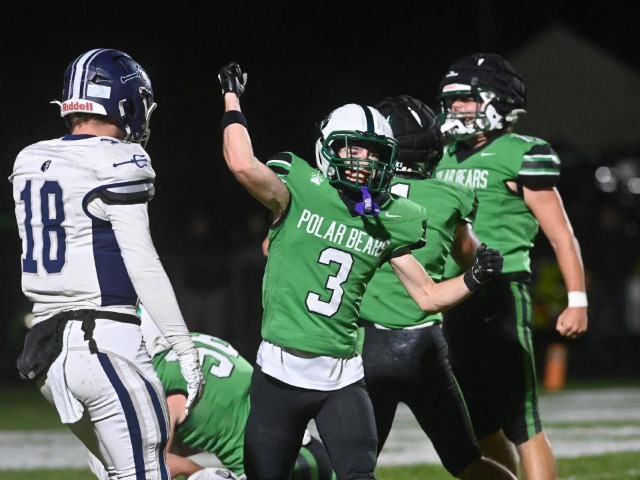 Varsity Football vs Carey (State Playoffs) Erin Caldwell--Sandusky Register