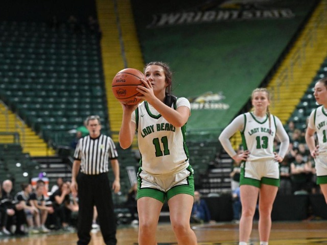 Final Four--vs Canton Central Catholic--(Erin Caldwell Sandusky Register)