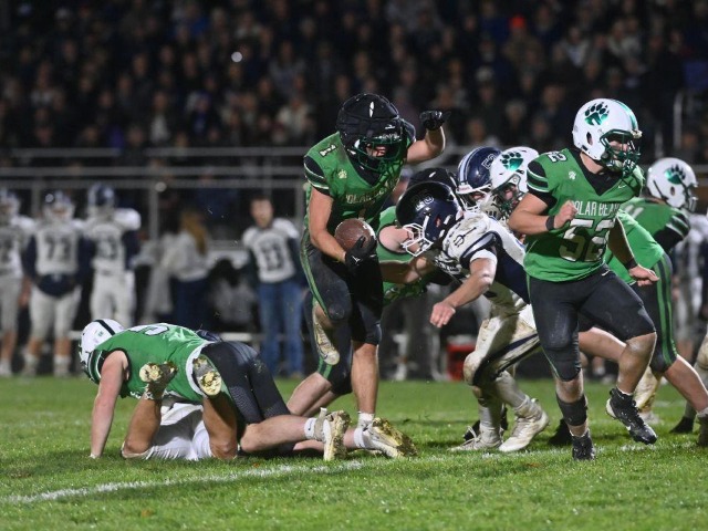 Varsity Football vs Carey (State Playoffs) Erin Caldwell--Sandusky Register