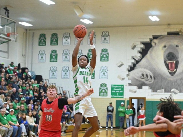 vs Shelby (Erin Caldwell---Sandusky Register)