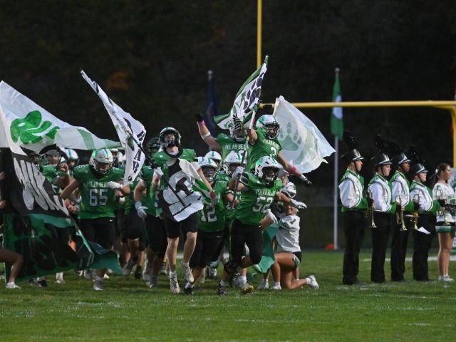Varsity Football vs Woodmore (Erin Caldwell Sandusky Register)