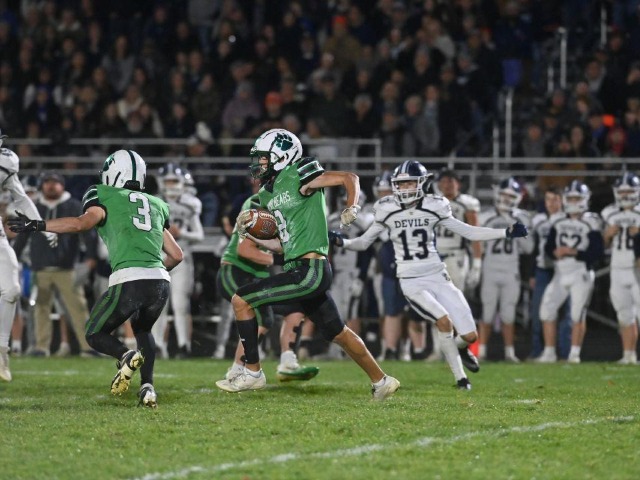 Varsity Football vs Carey (State Playoffs) Erin Caldwell--Sandusky Register