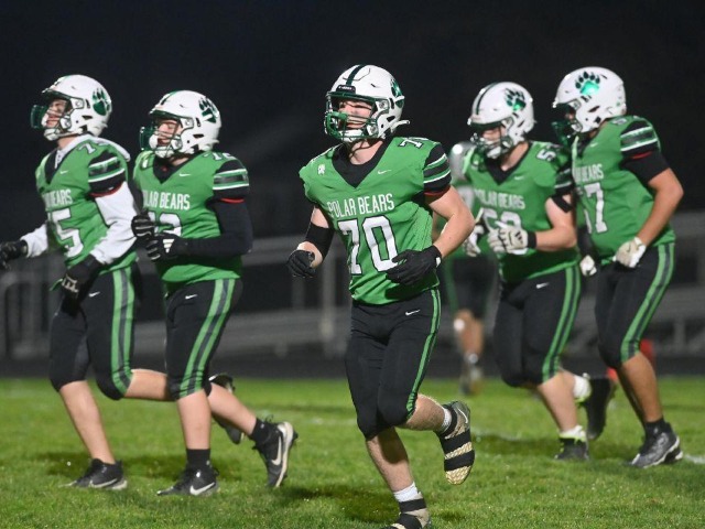 Varsity Football vs Carey (State Playoffs) Erin Caldwell--Sandusky Register