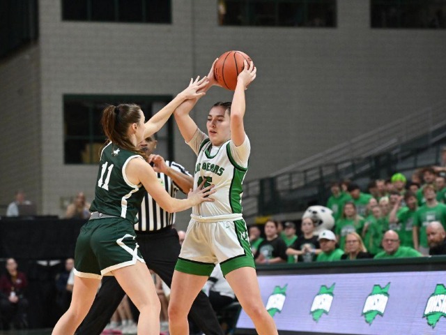vs Canton Central Catholic (Erin Caldwell Sandusky Register) 