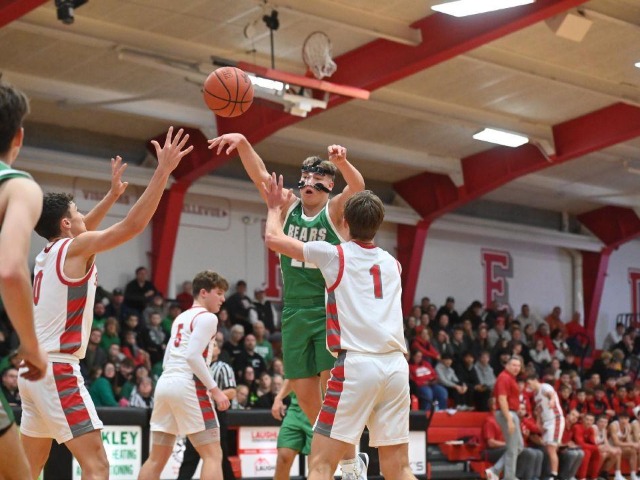 @ Bellevue (Erin Caldwell--Sandusky Register)