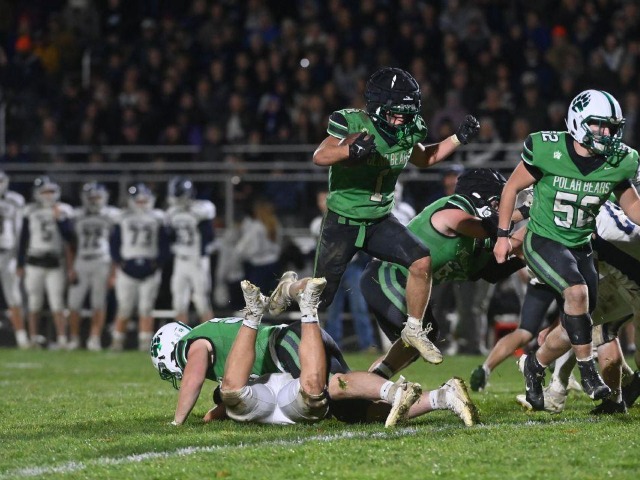 Varsity Football vs Carey (State Playoffs) Erin Caldwell--Sandusky Register