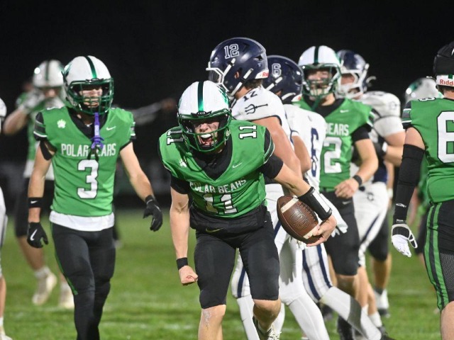 Varsity Football vs Carey (State Playoffs) Erin Caldwell--Sandusky Register