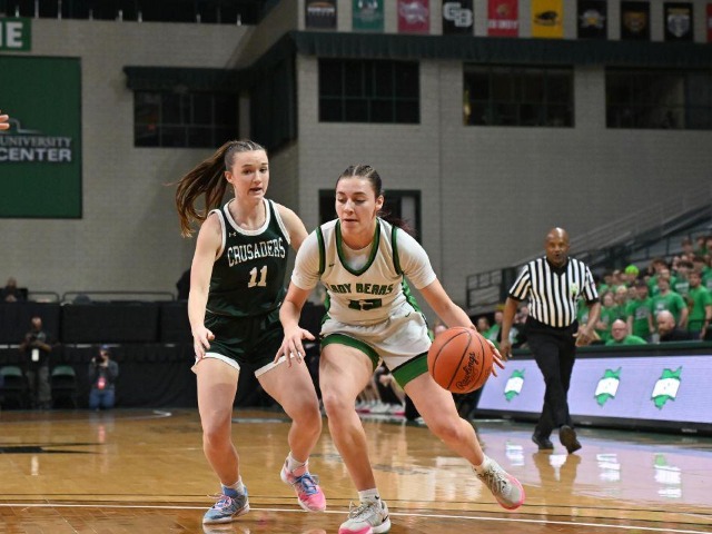 vs Canton Central Catholic (Erin Caldwell Sandusky Register) 