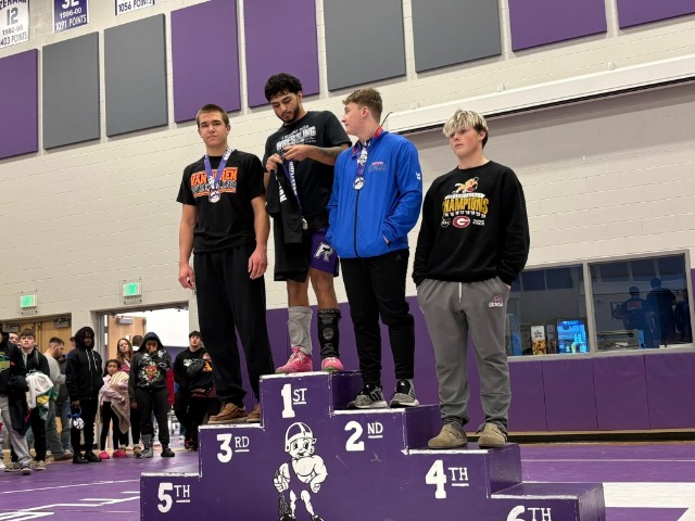 Boys Varsity Wrestling Gallery Images