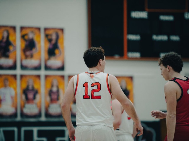 Boys Varsity Basketball Gallery Images