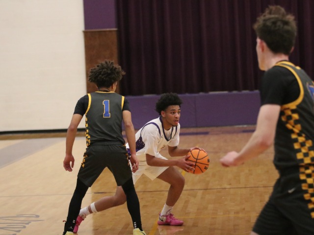 Boys Varsity Basketball gallery