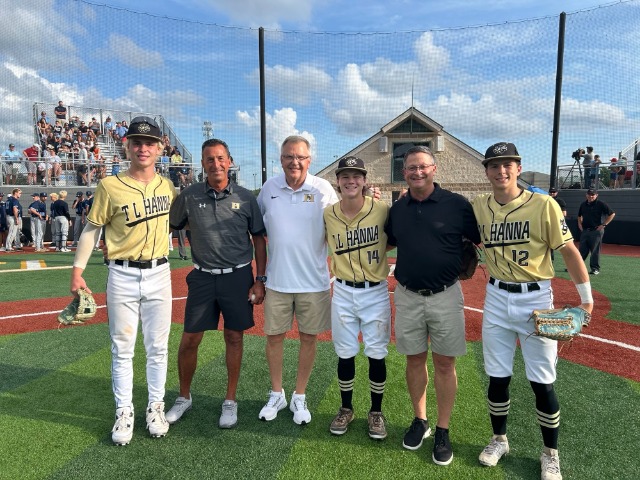 Boys Varsity Baseball gallery