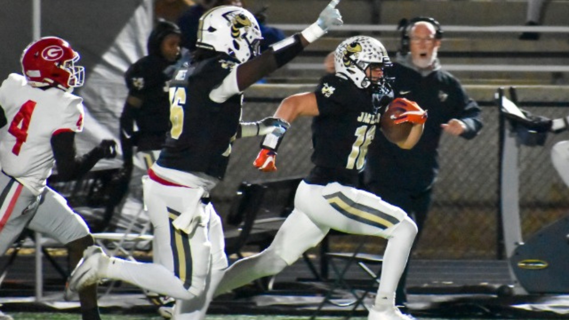 Slide 0 - Hanna Blasts Greenville to Move on in Playoffs 38-14