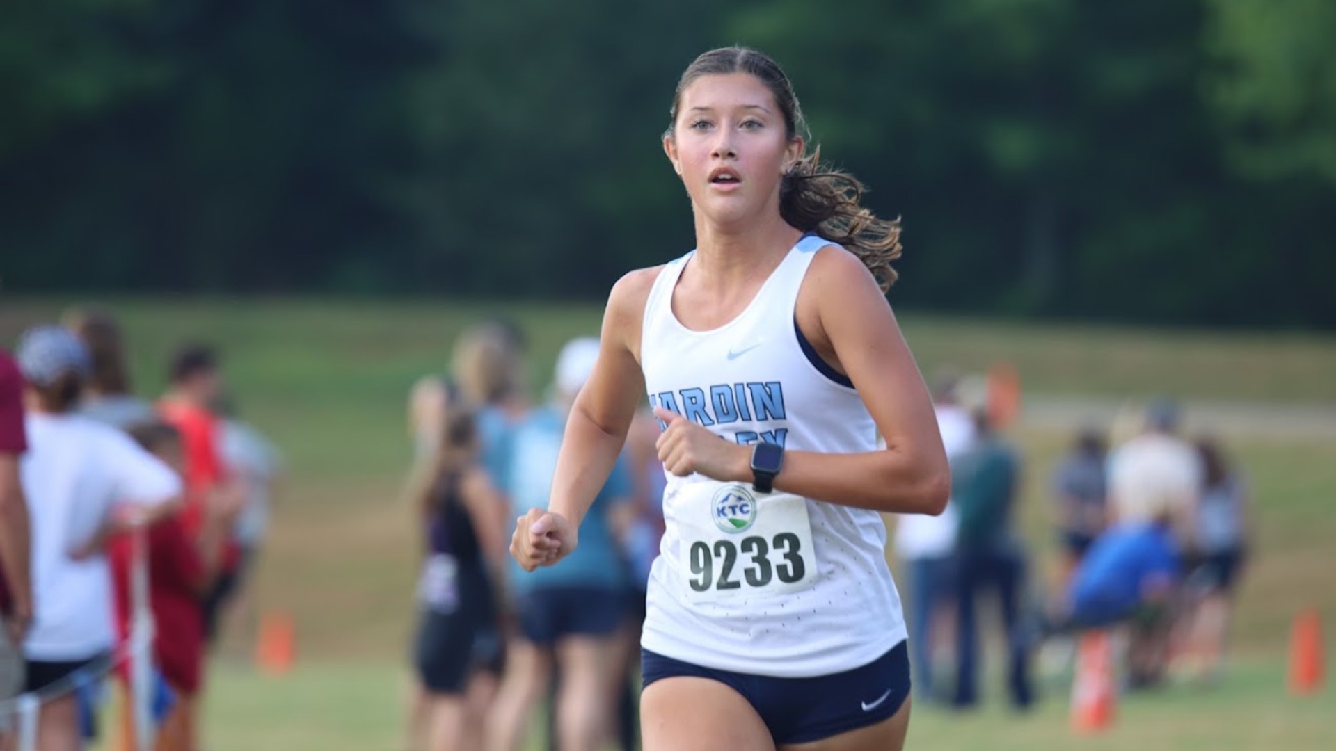 Slide 2 - Zarah Enbom Leads HVXC to a 2nd Place finish @ Victor Ashe Park Fall Classic