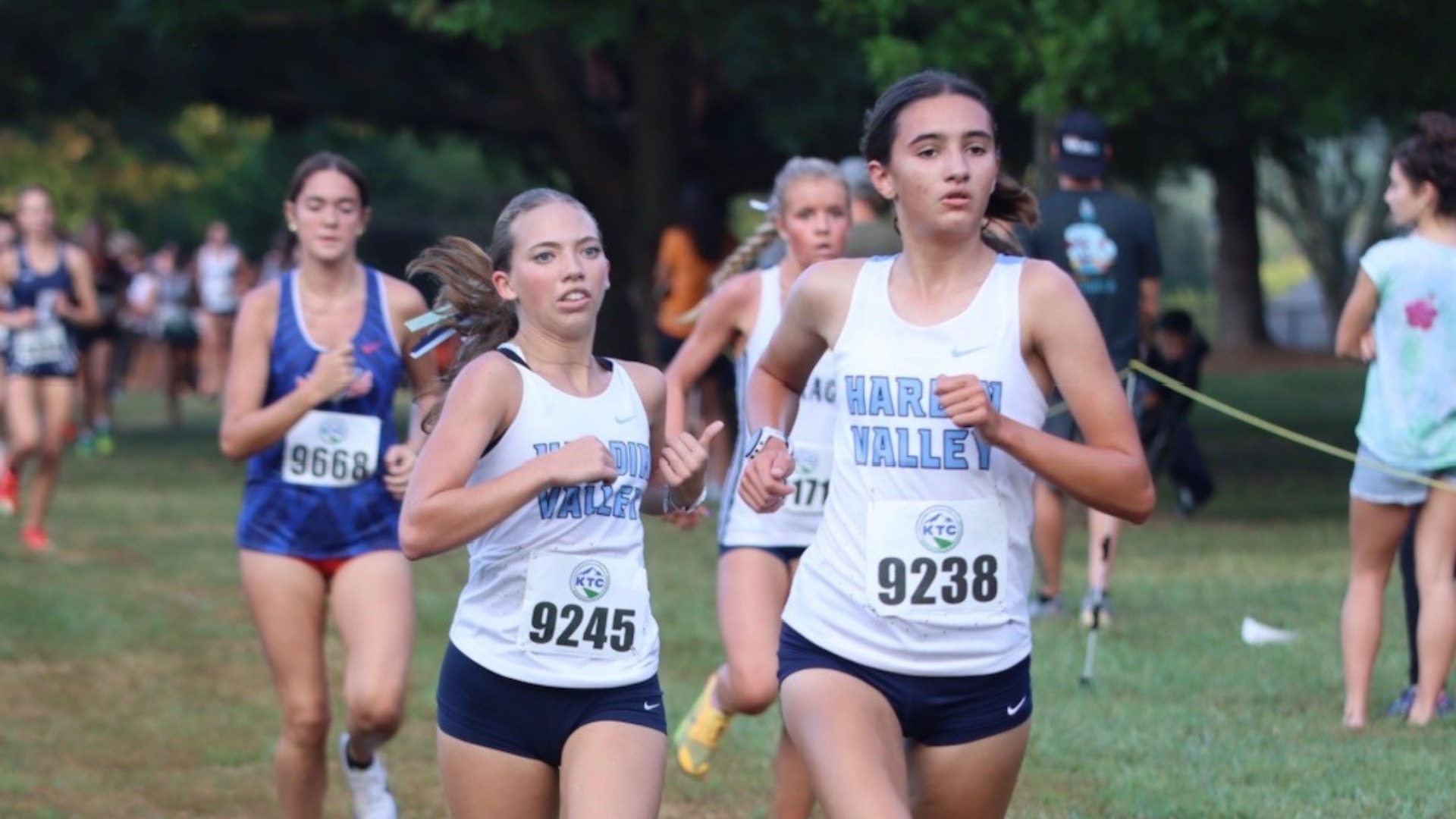 Slide 3 - Ava Woodyatt & Linley Lawhorn Work Together to Ensure Team Success @ Victor Ashe Park Fall Classic 