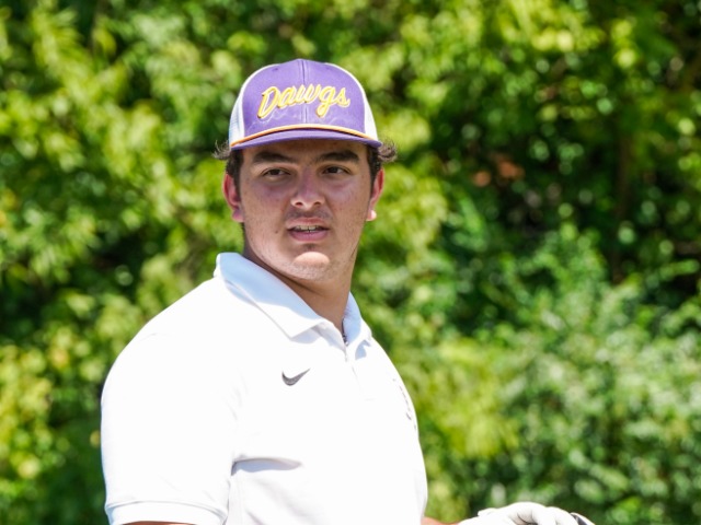 Boys Varsity Golf gallery