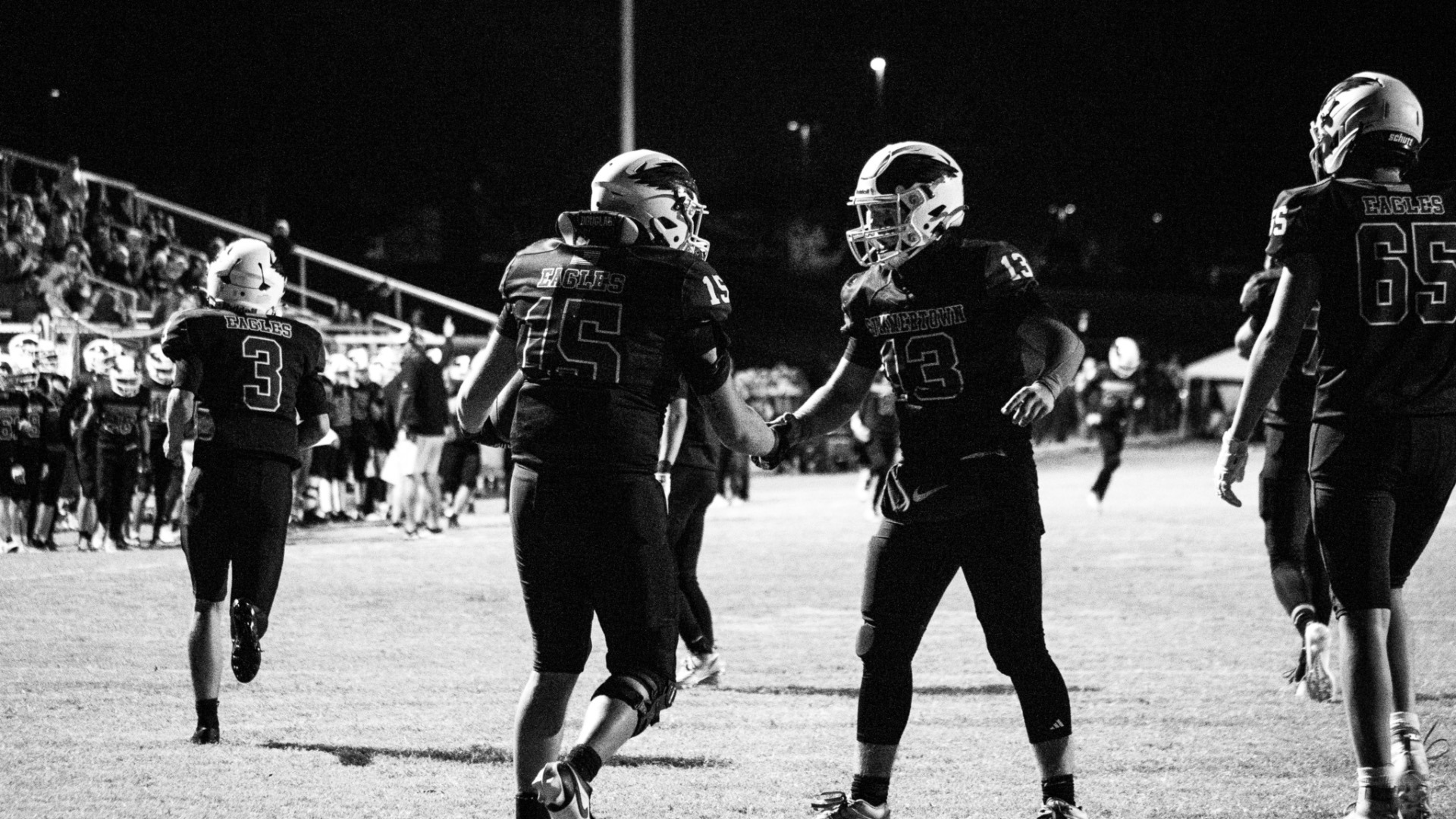 Eagles Celebrate Victory Over Richland
