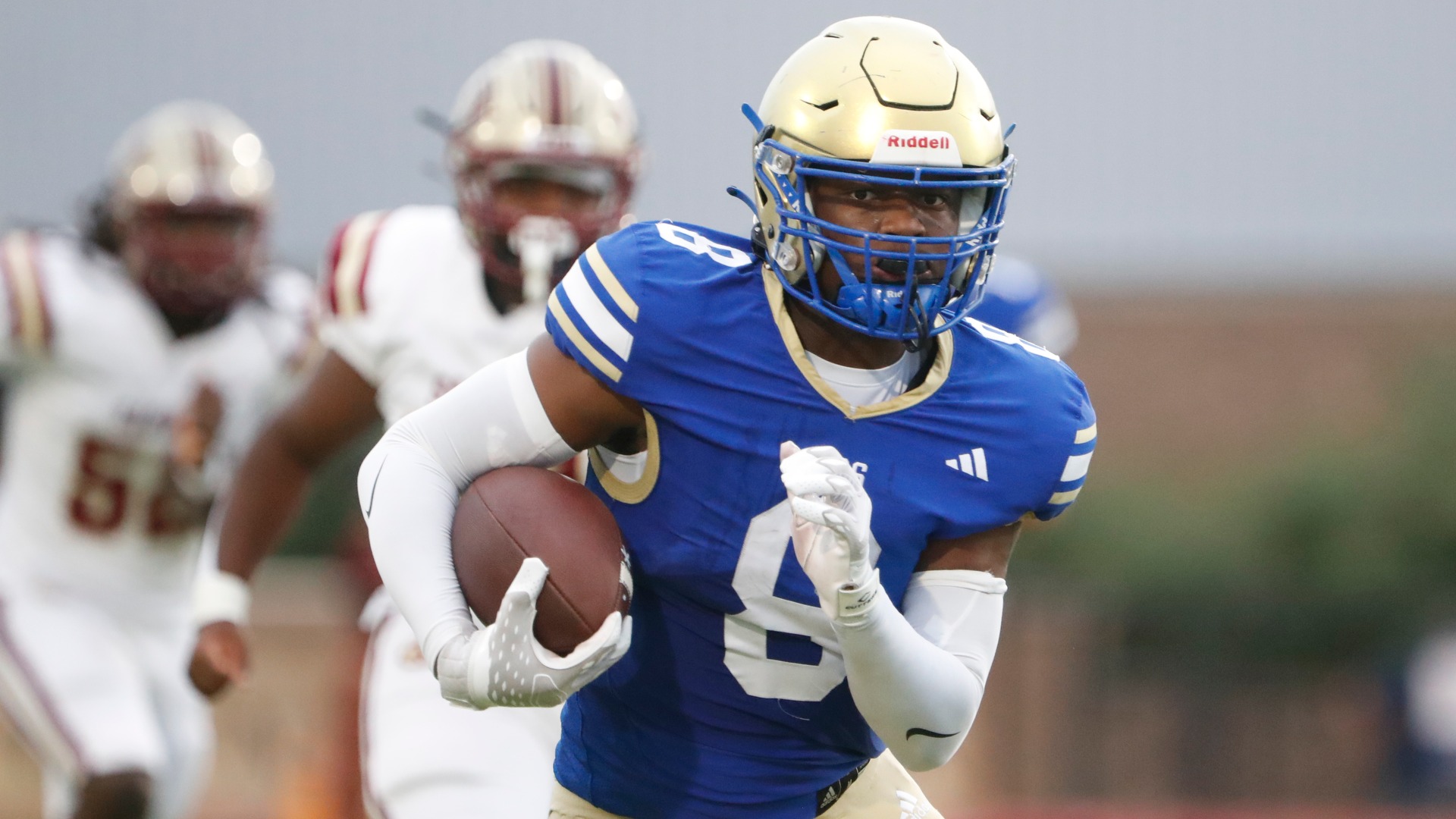 Slide 3 - BOSWELL NARROWLY FALLS TO SAGINAW