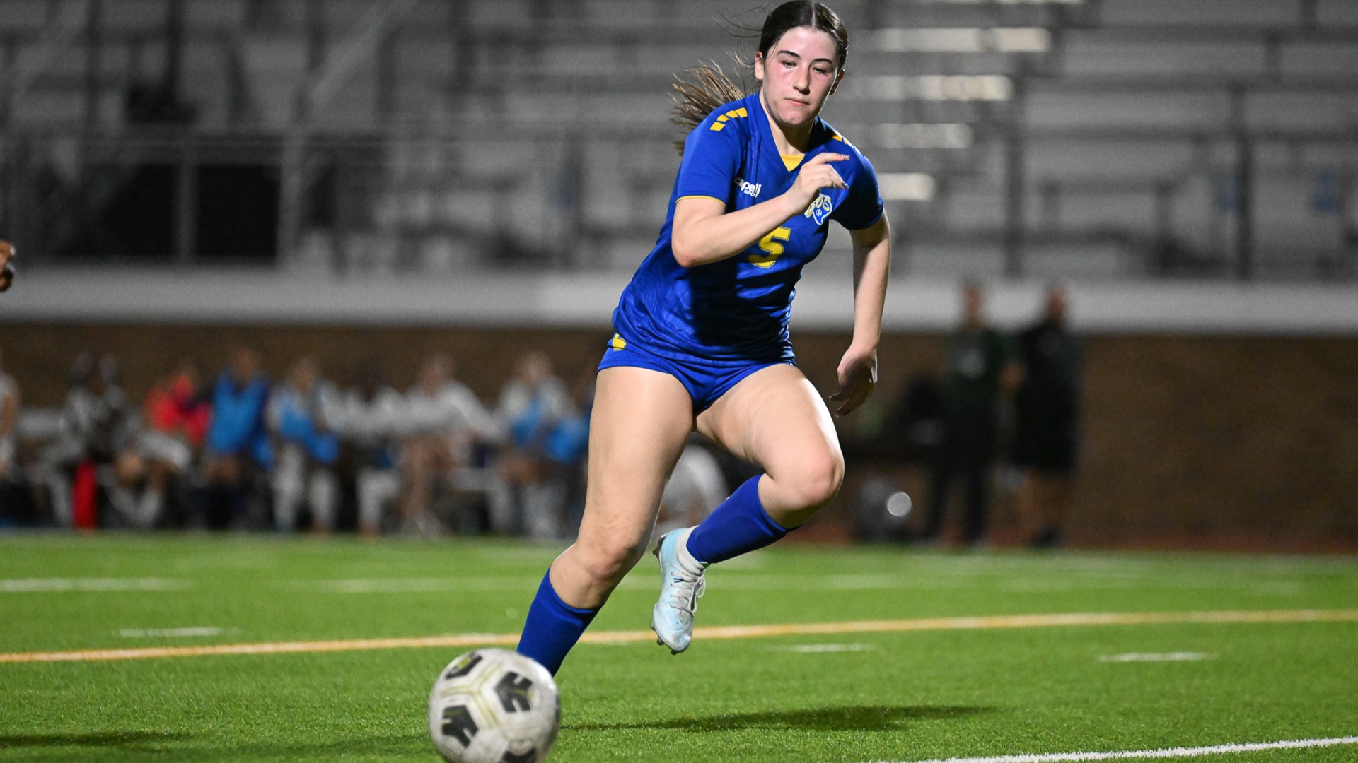Slide 0 - LADY PIONEERS FALL BEHIND LAKE RIDGE IN TOUGH MATCHUP