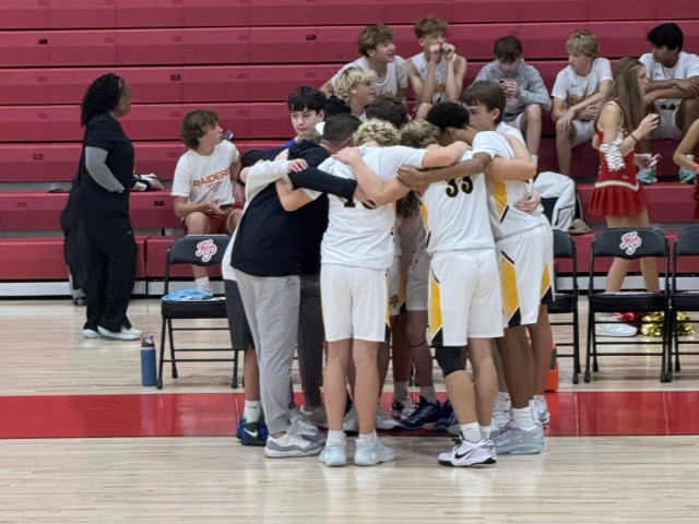 Boys 8th Gold Basketball Gallery Images