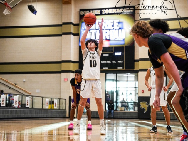 Boys Varsity Basketball Gallery Images