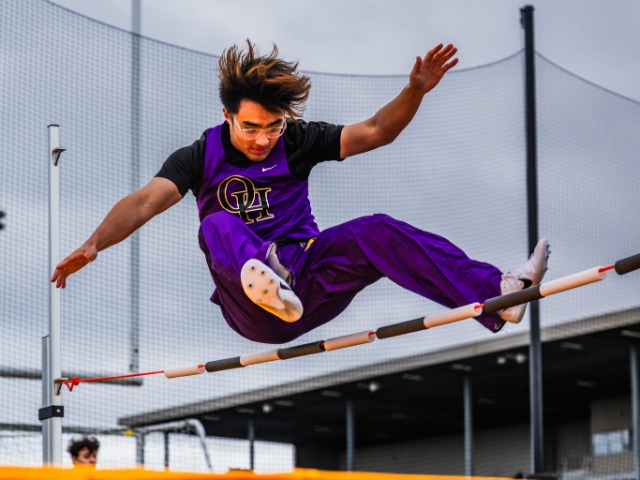 Boys Varsity Track gallery