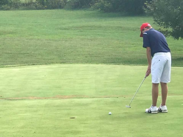 South golf competes in TRAC championships at South Hills