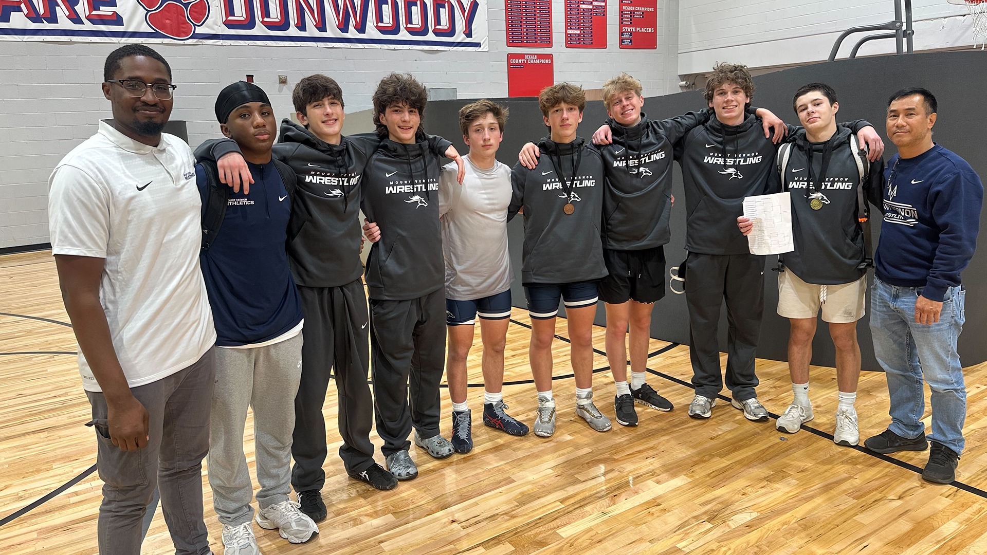 VARSITY WRESTLING POSTS TOP FINISHERS AT DUNWOODY WILDCAT OPEN