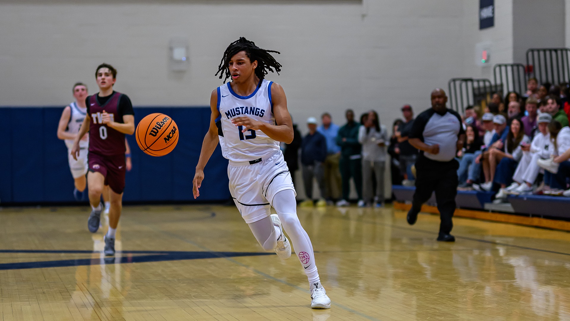 Slide 0 - VARSITY BOYS BASKETBALL PICKS UP WINS OVER TOP-RANKED WALKER, DARLINGTON