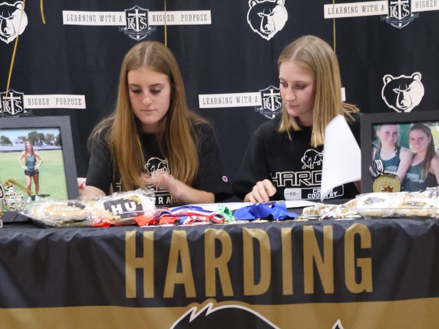Harper & Hailyn Counts Signing Ceremony