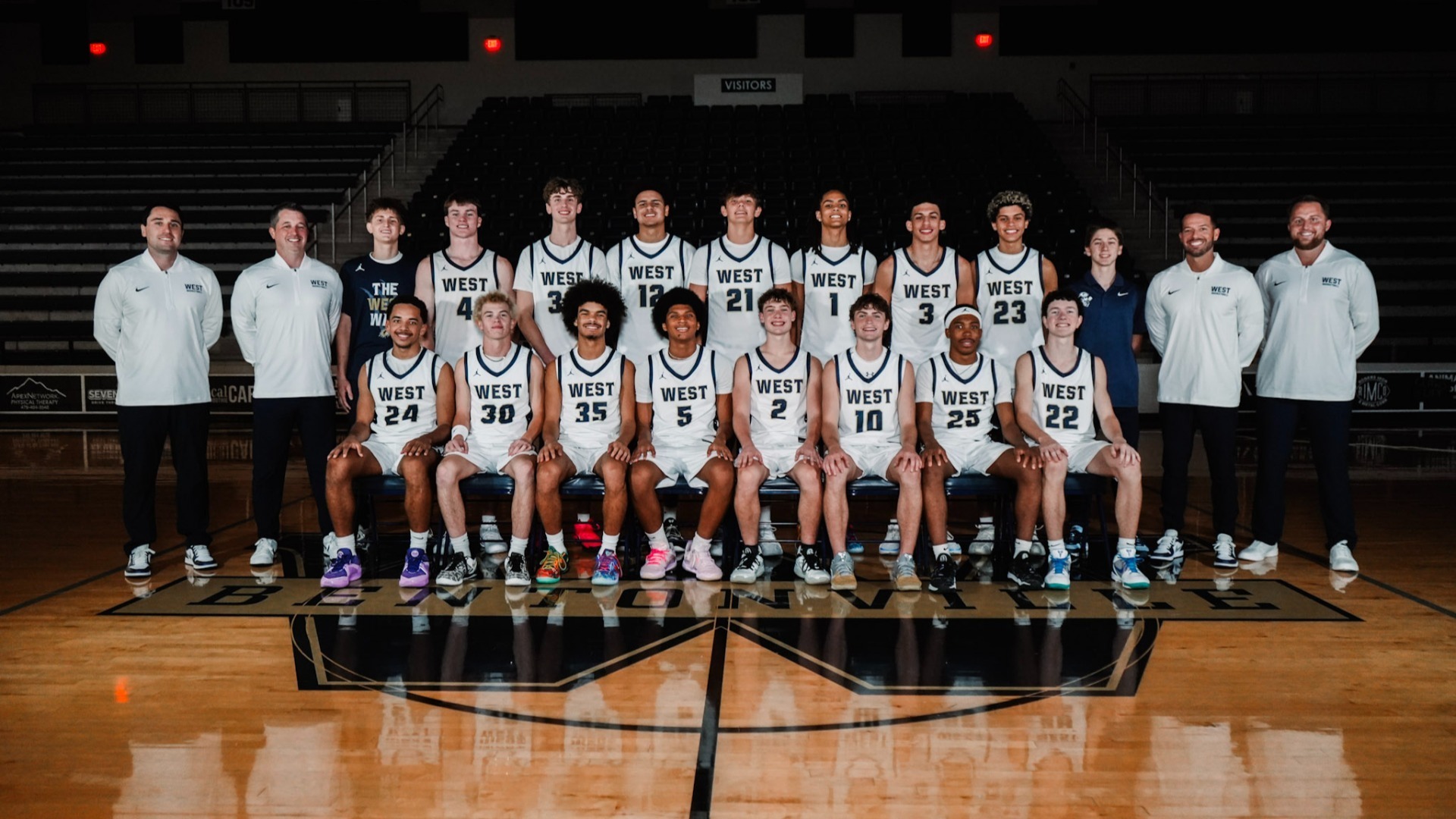Boys Basketball Team Photo 1