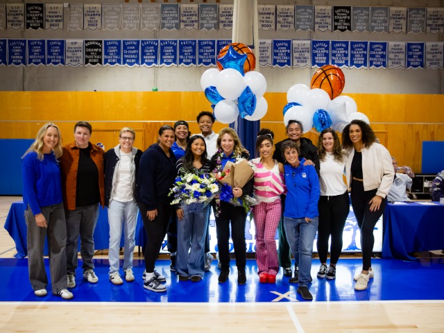 Girls Varsity Basketball Gallery Images