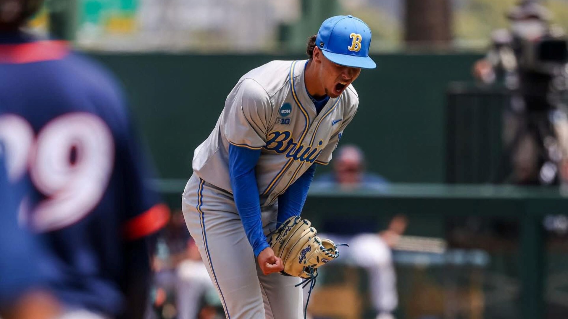 Live Oak's Landon Stump take on LSU in Omaha