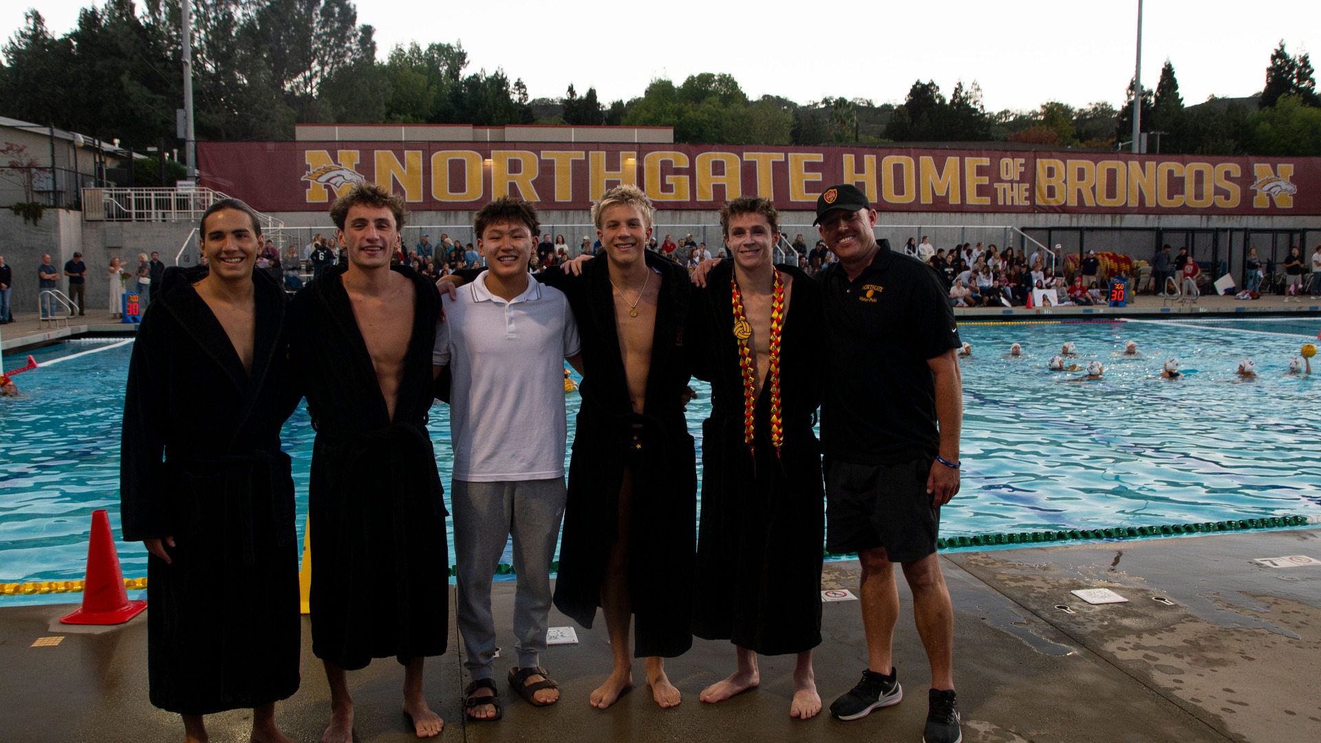 Slide 4 - @lintoddphoto