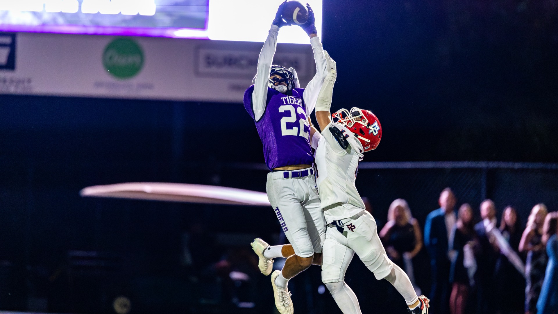 King's Ridge wide receiver catching pass during game