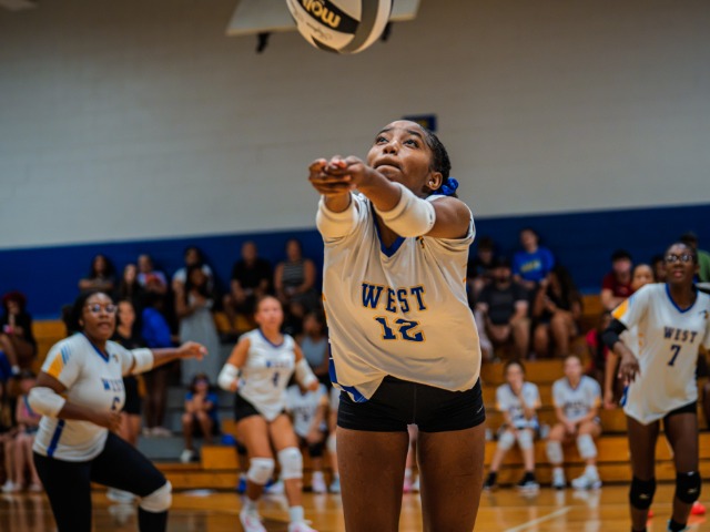 Girls West 8th Grade Volleyball Gallery Images