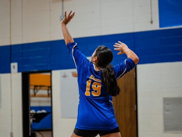 Girls West 7th Grade Volleyball Gallery Images