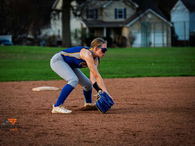 Girls 8th Grade Softball Gallery Images